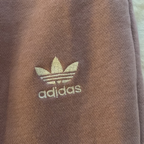 sweatpants - Picture 2 of 4